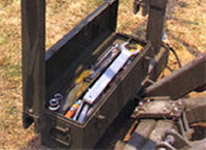 6-4 Steel Toolbox & Tools.bmp (290574 bytes)